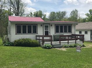 21 Park Circle Dr, Crestline, OH 44827