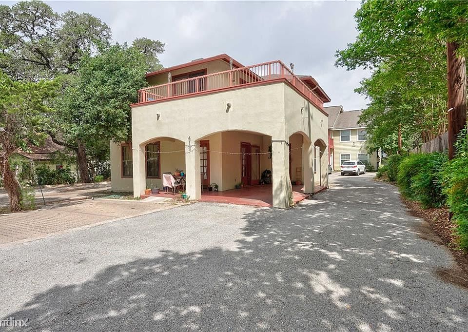 1st image of 412 Burleson St APT 102