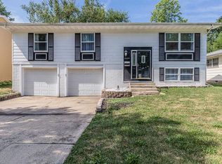 1605 Kingston Dr, Urbana, IL 61802