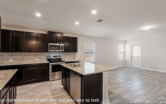 5th image of 13068 Whisper Bend