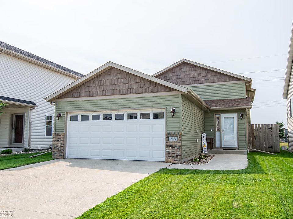 1st image of 513 Foxtail Dr E