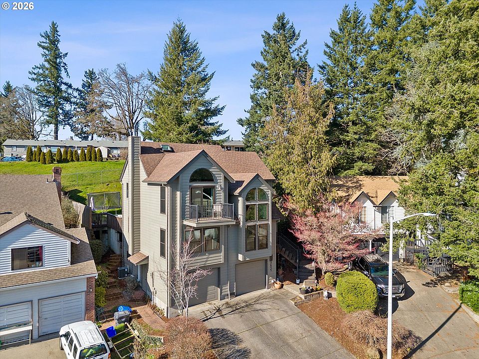 1st image of 7655 Ridgewood Dr