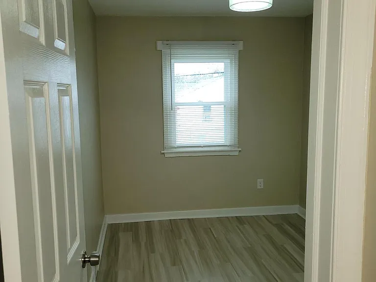 1331 Astor St #2 — Photo 28