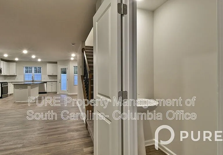 119A Triumph Ave — Photo 33