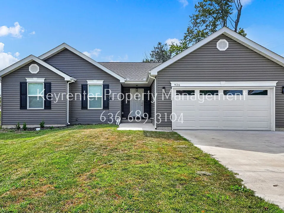 926 Townhouse Ln