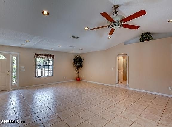 4th image of 3261 MOODY Avenue