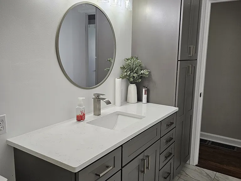 Large Bathroom with lots of storage