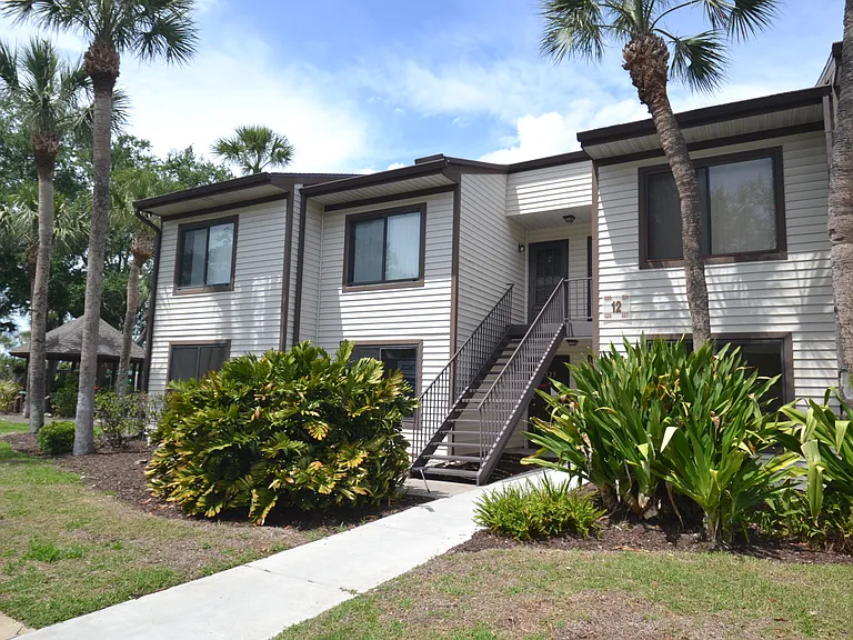 329 Moorings Cove Dr — Photo 1