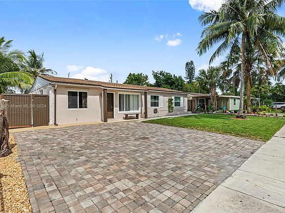 2nd image of 6471 SW 15th Ct