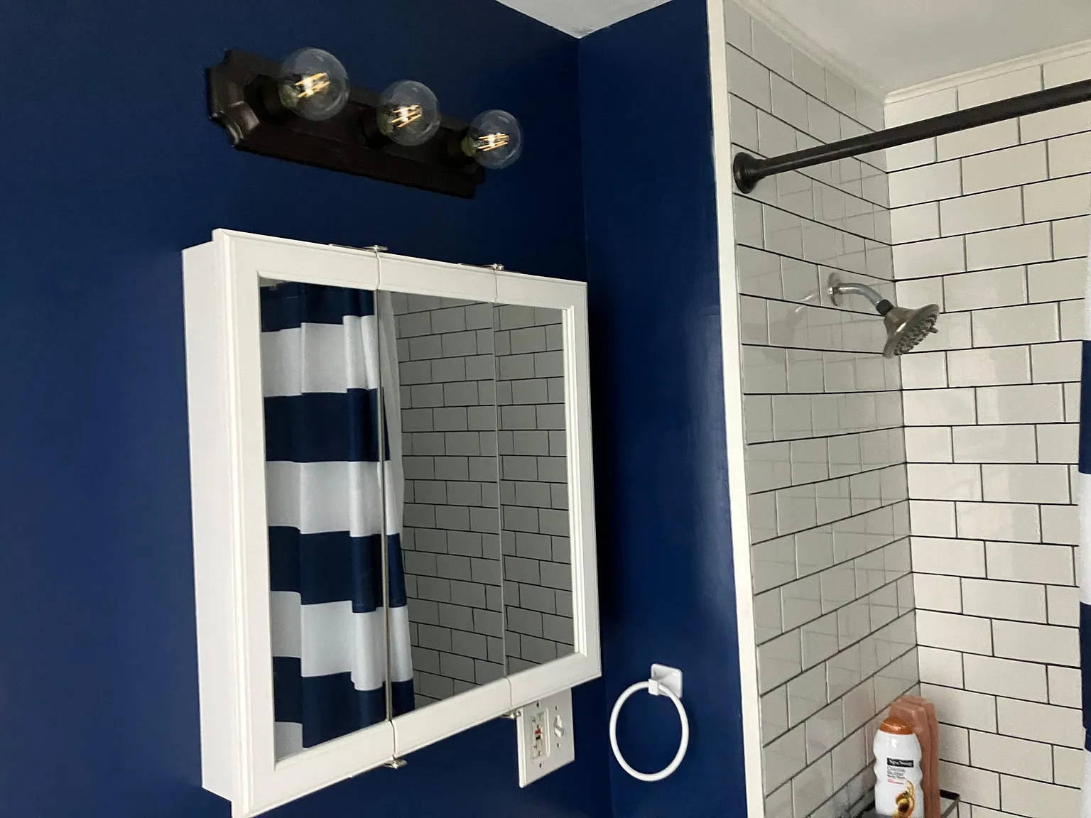 31 Colonial Ave — Photo 2