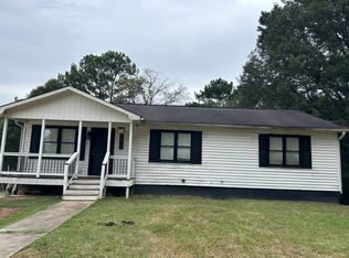 3012 Pine Grove Dr, Powder Springs, GA 30127