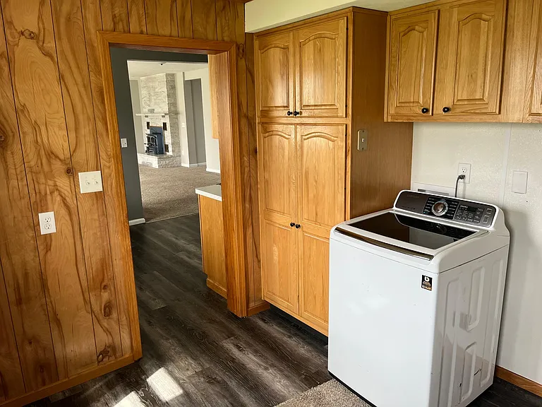 300 E Troy Pike #A — Photo 4