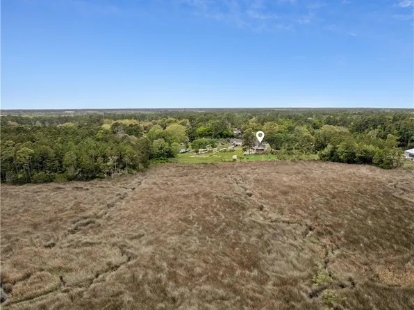 129 Tupelo Cir, Brunswick, GA 31525