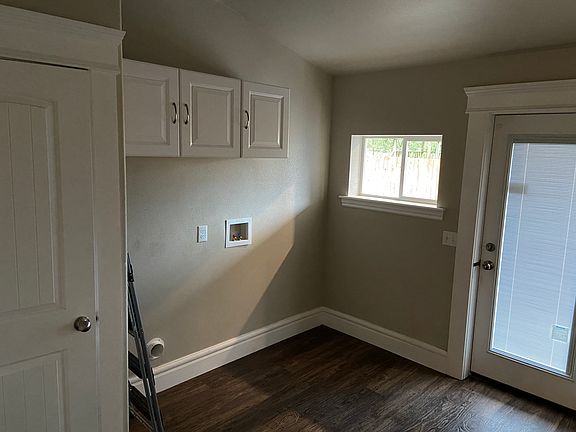 laundry /mud room