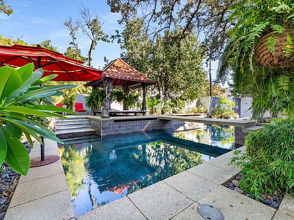 4th image of 10406 Crestover Dr