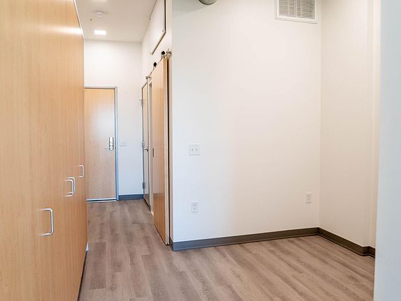 3rd image of 414 E 8th St #319