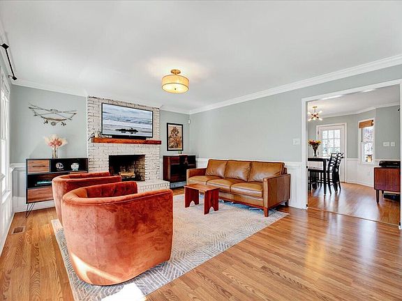 5th image of 1590 Ranch Rd