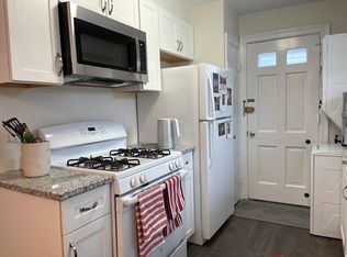 35 Beaconwood Rd #B, Newton Highlands, MA 02461