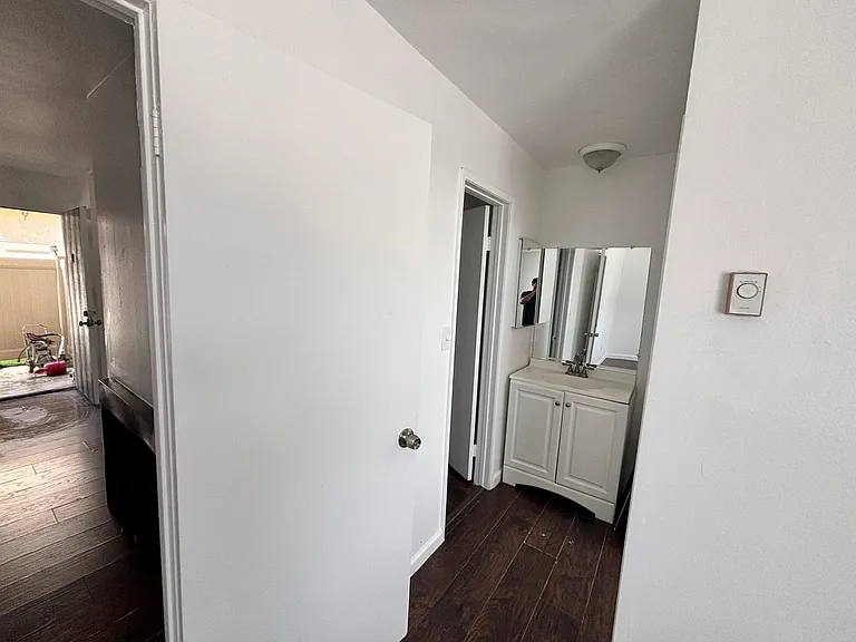 20954 Bryant St #17A — Photo 8