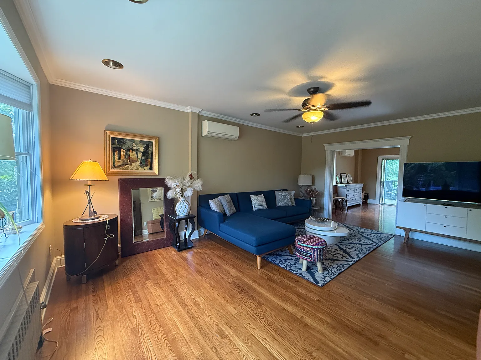 3 bed, 2.5 bath, 2027 sqft, $4,700 — Photo 3