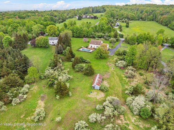 141 E Ridge Road, Warwick, NY 10990