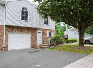 39 Jaime Ct, Morris Plains, NJ 07950