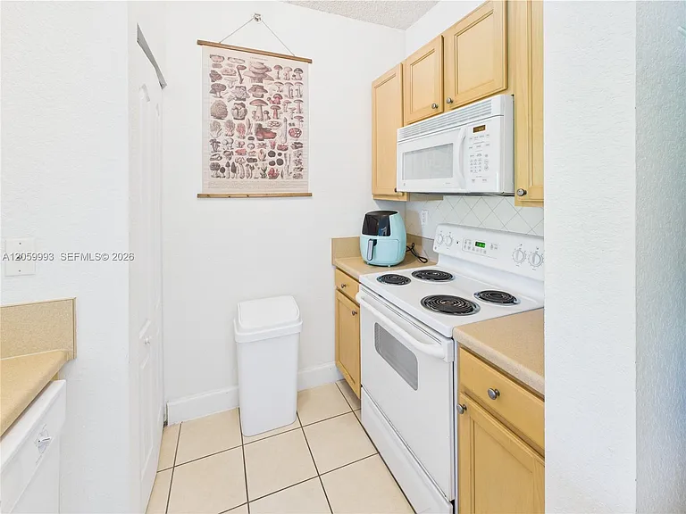 6001 SW 70th St #455 — Photo 7
