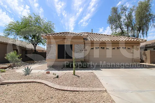 624 S 108th Pl Photo 1