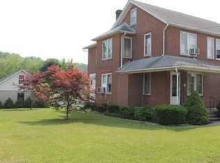 104 Walnut St, Green Lane, PA 18054