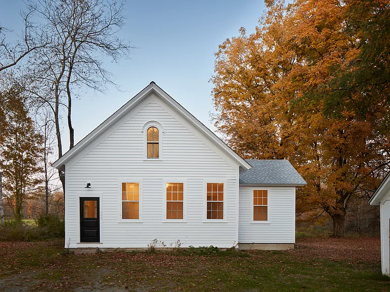 190 Egremont Plain Rd — Photo 1