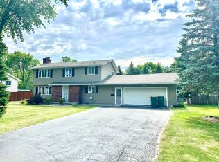 80 Ashley Dr, Rochester, NY 14620