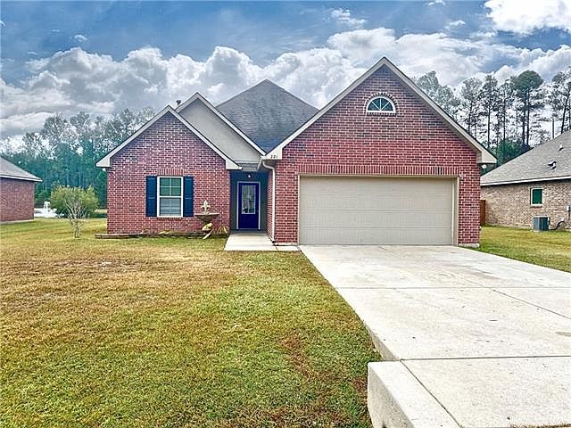 1st image of 221 Trenton Dr