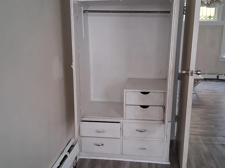 68 Mapes Ave #2 — Photo 9