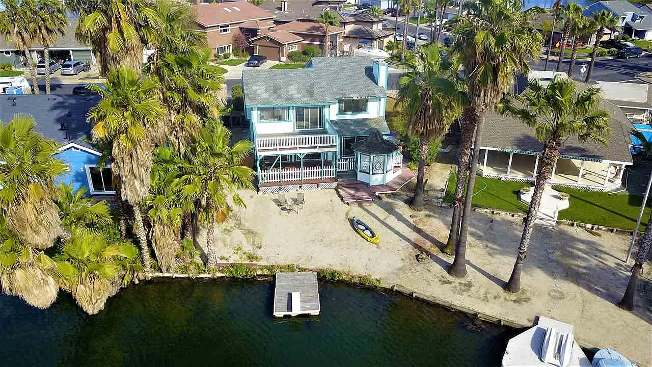 1462 Willow Lake Rd photo 1