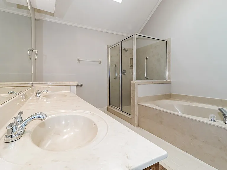 6708 Dawnhill Rd — Photo 11