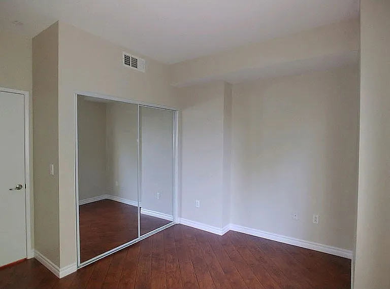 Almeria Townhomes — Photo 48
