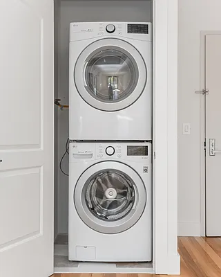 Rented by Modern Spaces | media 33