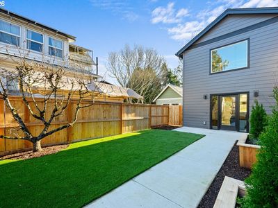 4234 SE Yamhill St #C, Portland, OR, 97215