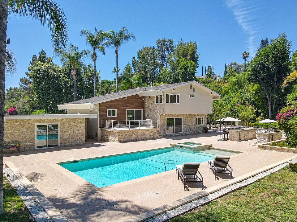 1st image of 4575 Totana Dr
