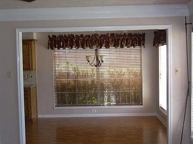 5th image of 3207 Wessex Cir