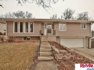 14906 M St, Omaha, NE 68137