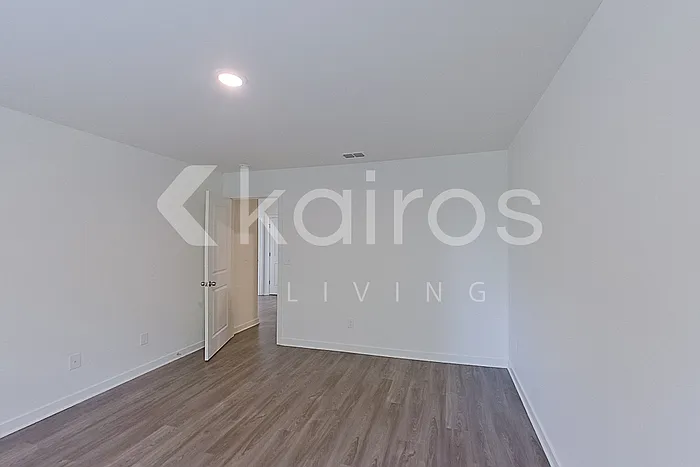 132 George Oxford Dr — Photo 15