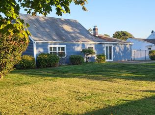 36 Torrey Pine Ln, Medford, NY 11763