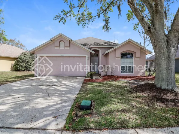5902 Azure Dr, Wesley Chapel, FL 33545