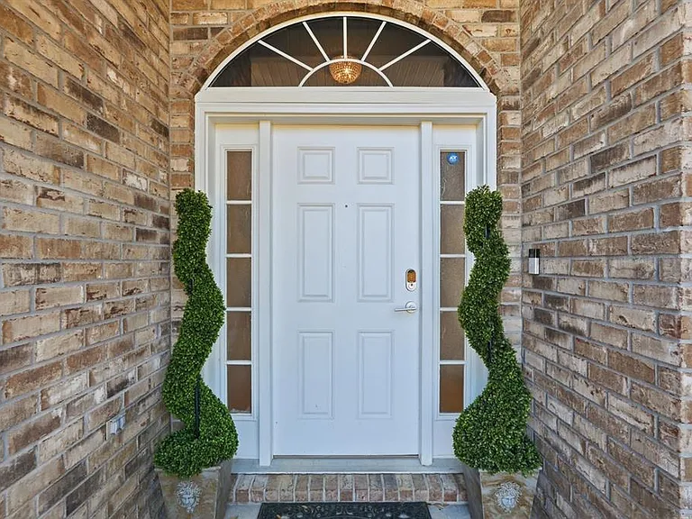 6 Reybury Ln — Photo 8