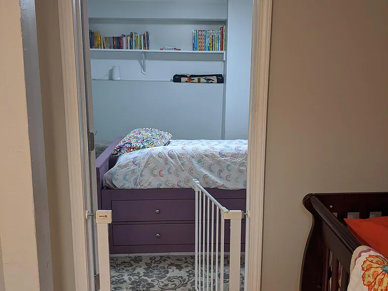 Bonus room/office off of downstairs master suite