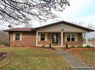 1343 Riverview Dr, Festus, MO 63028