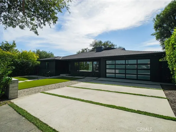 705 Rim Rd, Pasadena, CA 91107