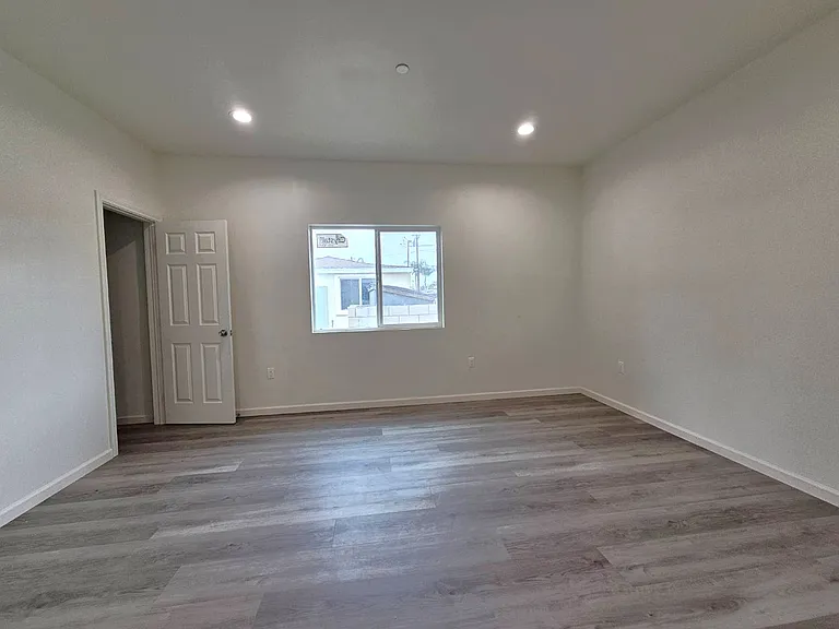 10812 E Klingerman St #3/4 — Photo 9