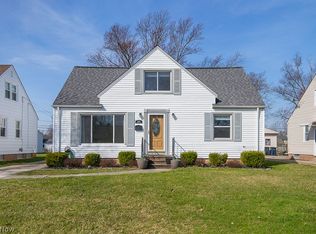 1646 Harwich Rd, Lyndhurst, OH 44124